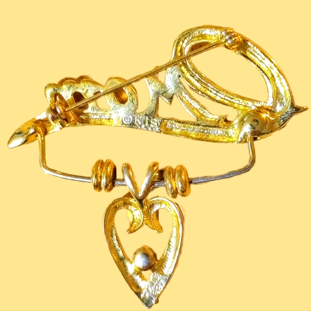 Vintage Signed K.I.S I Love Mom Dangle Brooch Pin 🔥 4X HOST PICK 🔥 - Picture 3 of 3
